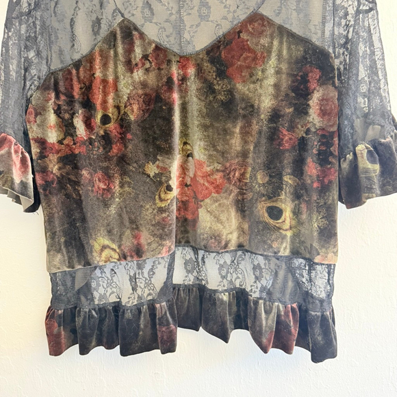 POL Women's Olive Burgundy Floral Velvet Lace Blouse Size Medium - Picture 3 of 7